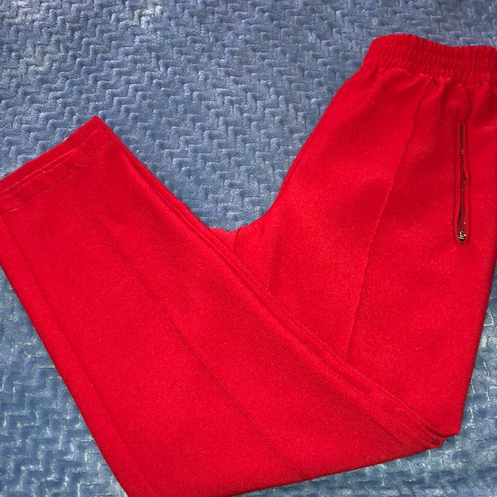 COPY - Cropped Red Pant